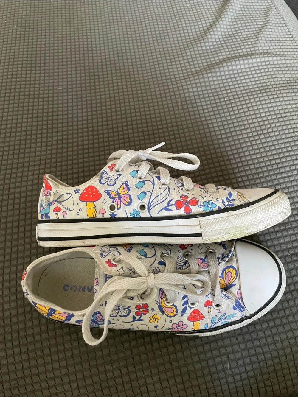 Converse kids low